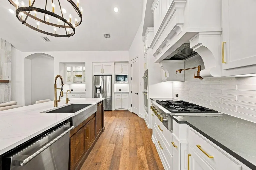 120 Miramar Drive