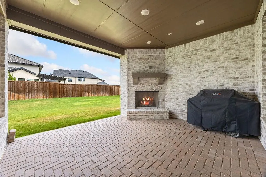 120 Miramar Drive