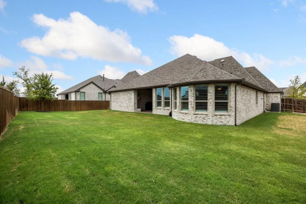 120 Miramar Drive