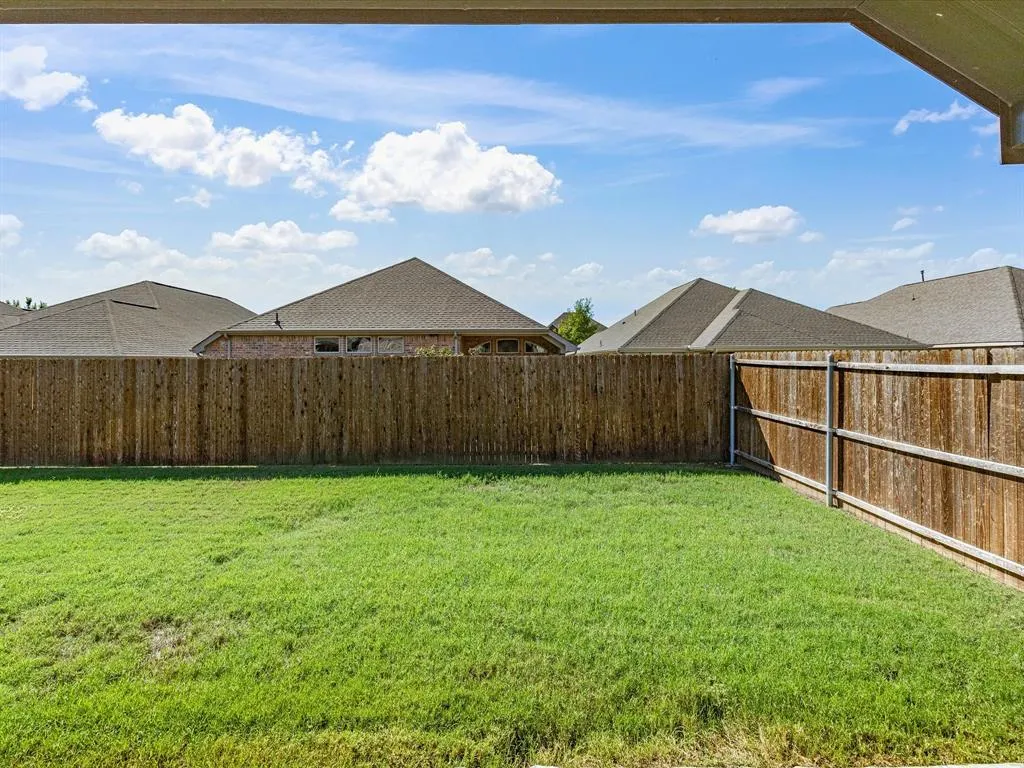 2810 Willow Lane