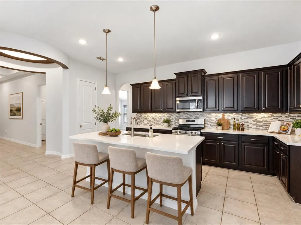 2810 Willow Lane