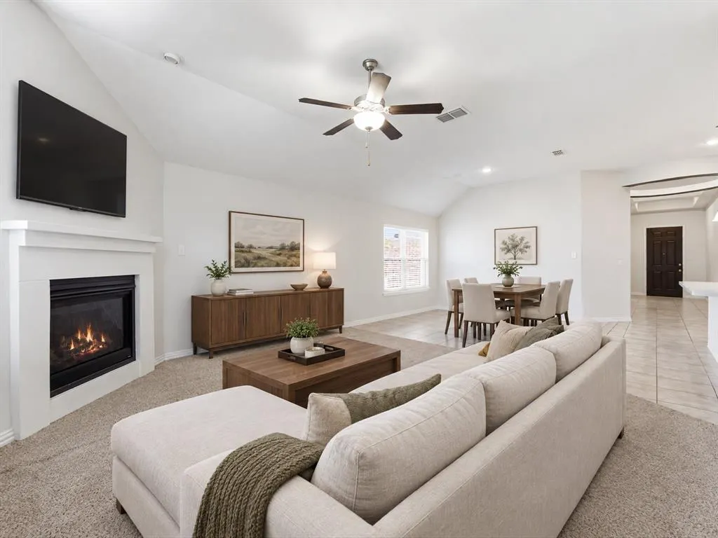 2810 Willow Lane