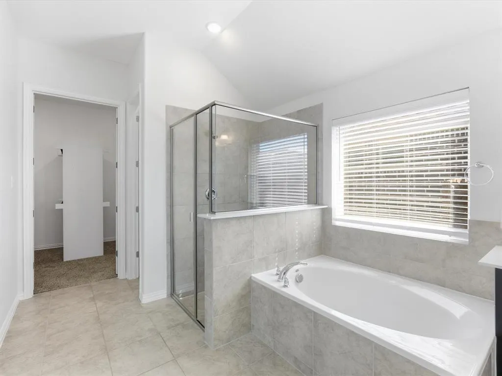 2810 Willow Lane