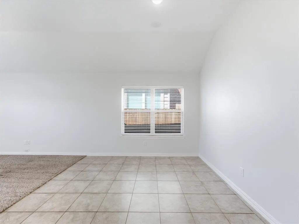 2810 Willow Lane