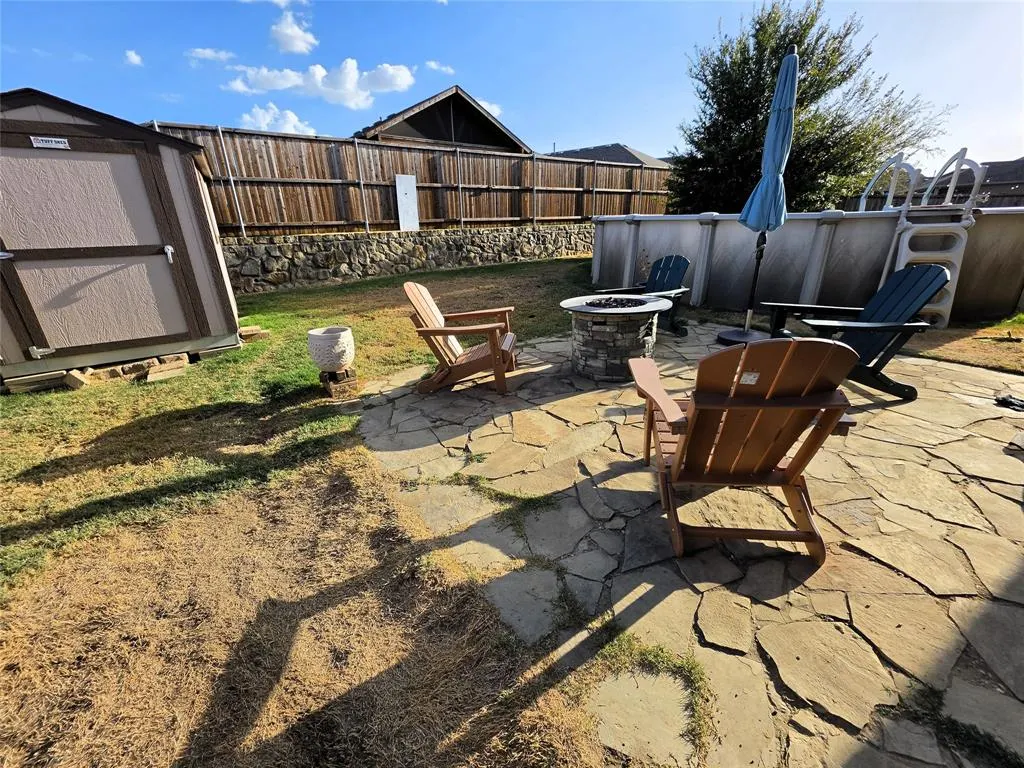 2736 Ryder Lane