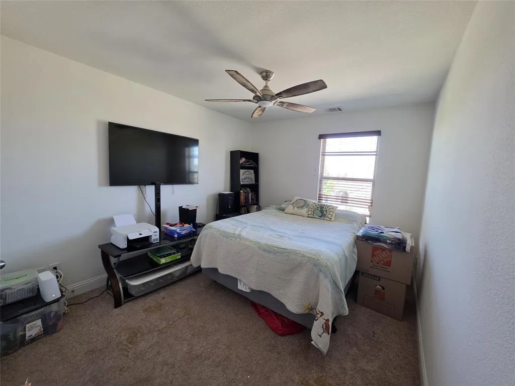 2736 Ryder Lane