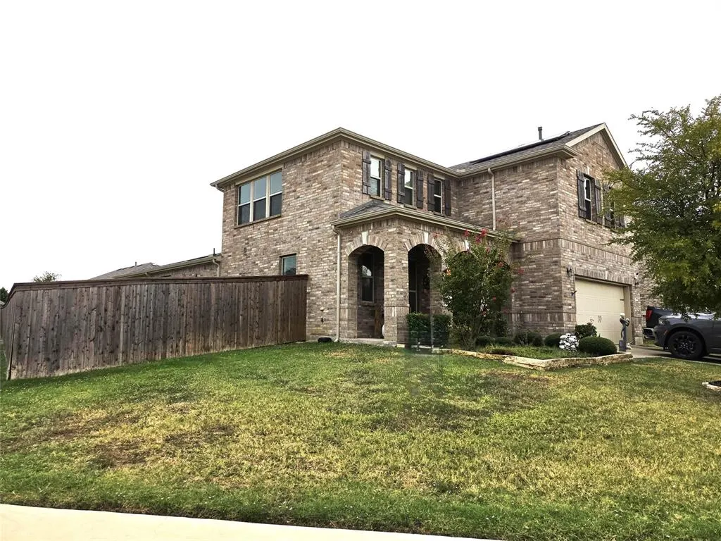 2736 Ryder Lane