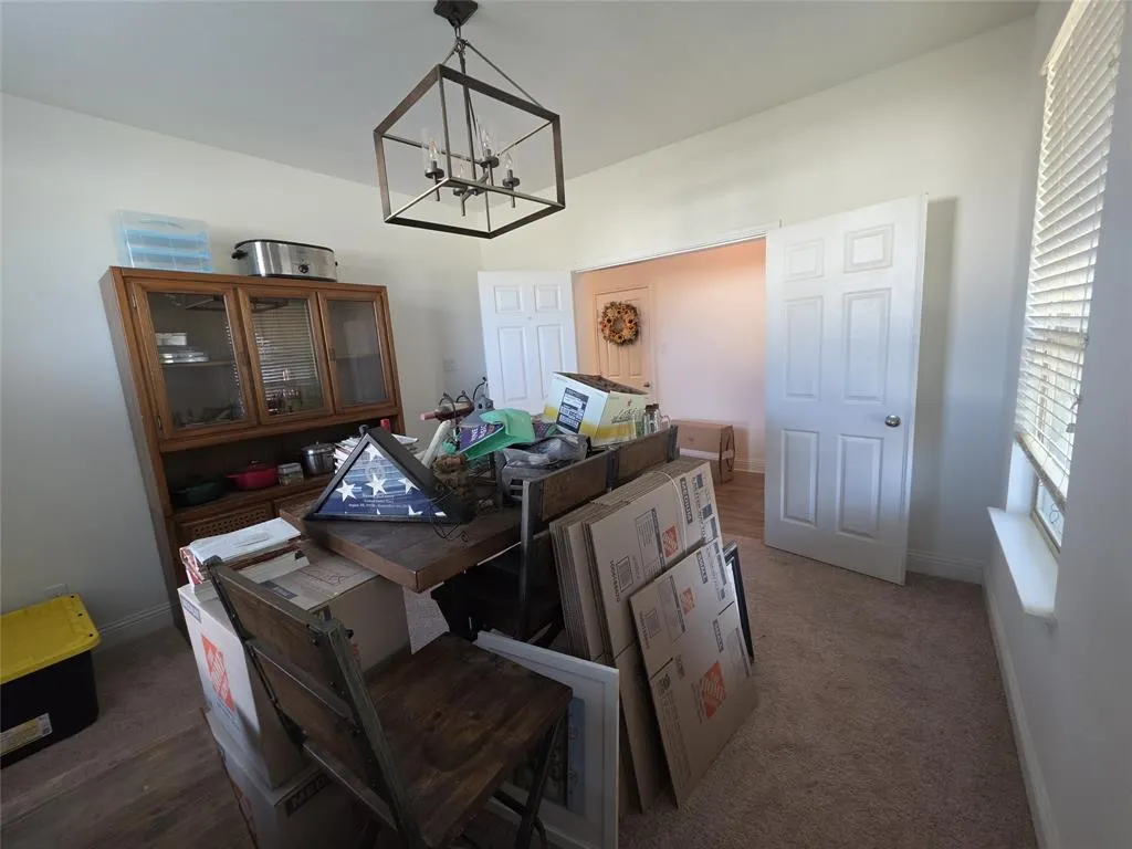2736 Ryder Lane