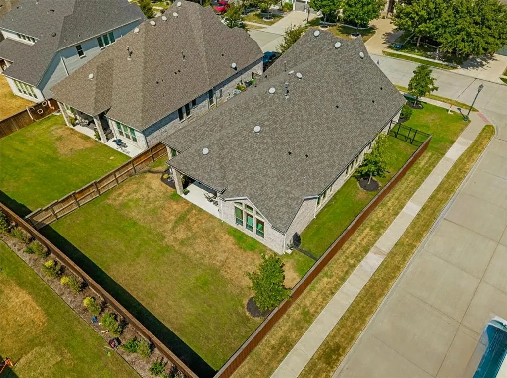 2770 Meadowbrook Boulevard