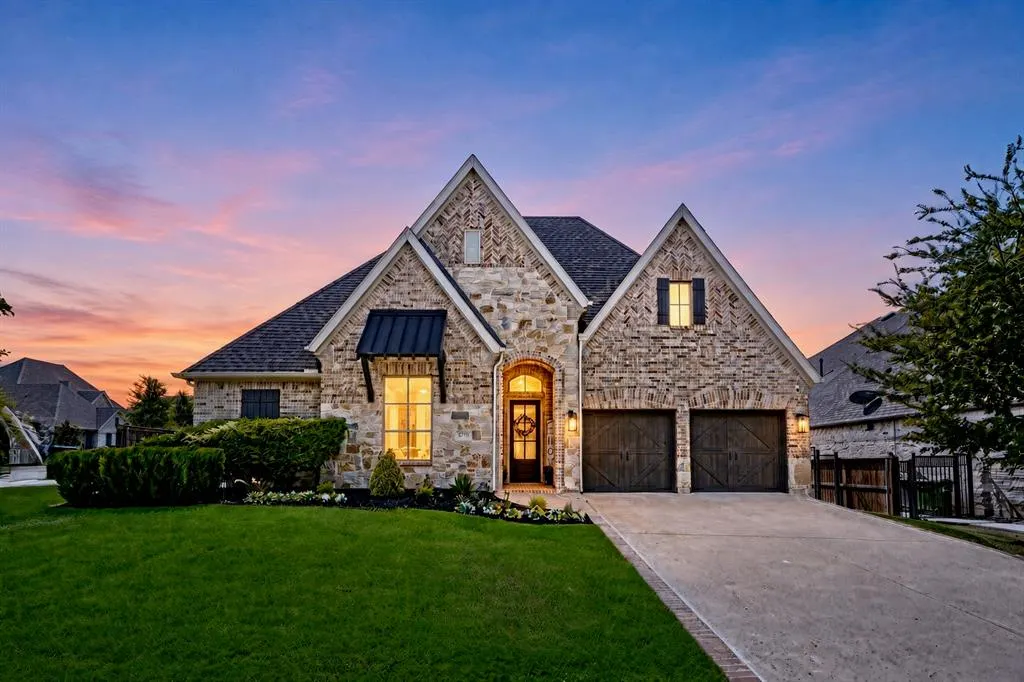 2770 Meadowbrook Boulevard