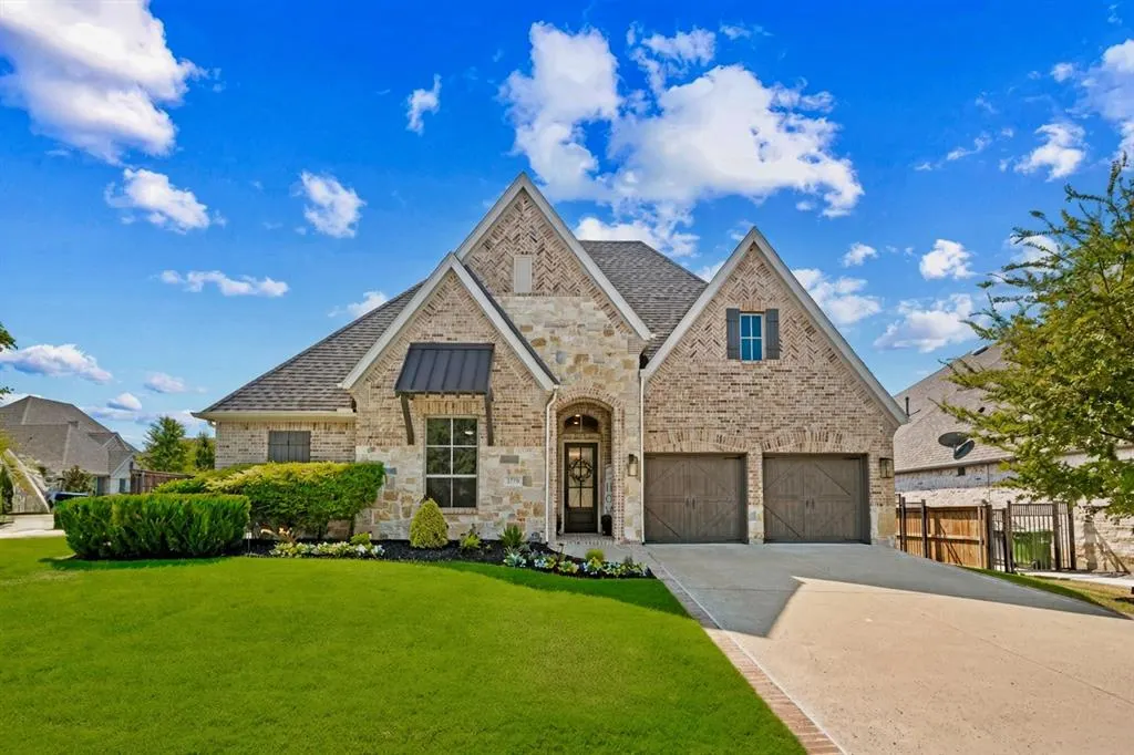 2770 Meadowbrook Boulevard