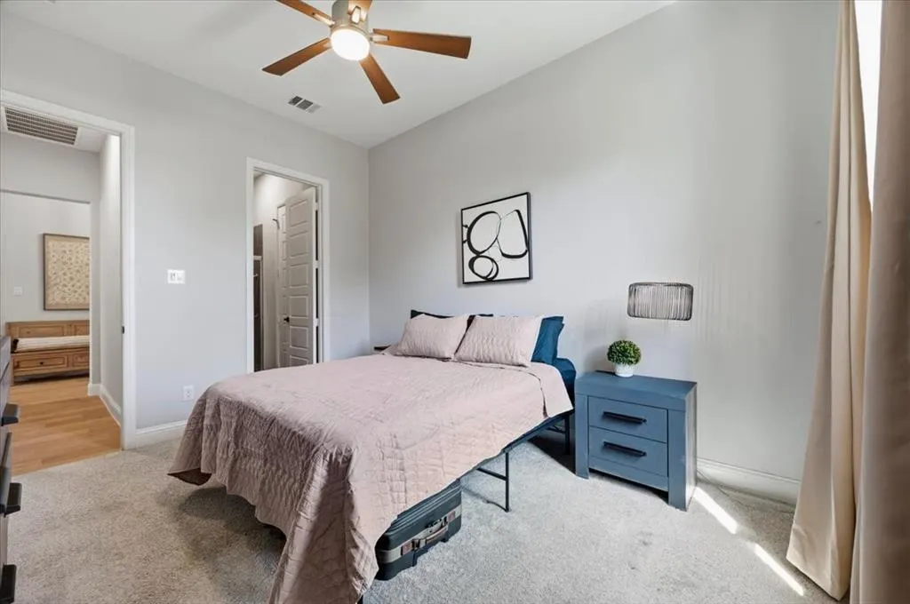2770 Meadowbrook Boulevard