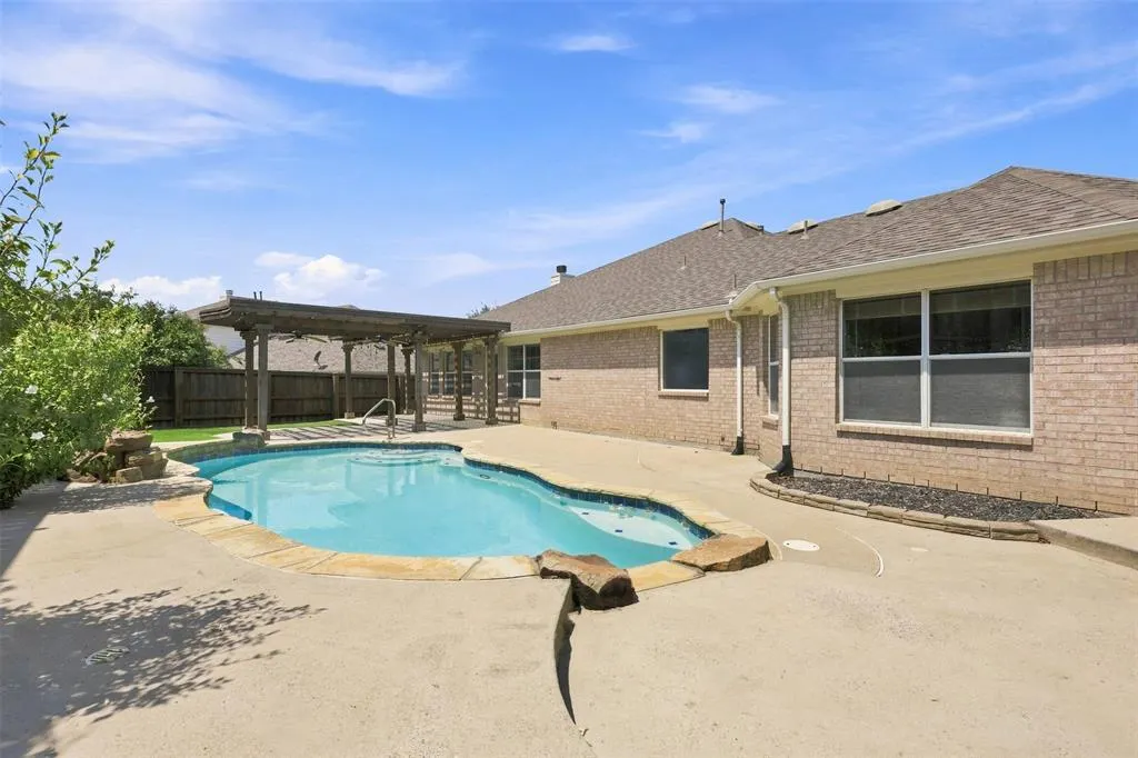 1220 Cedar Lake Drive
