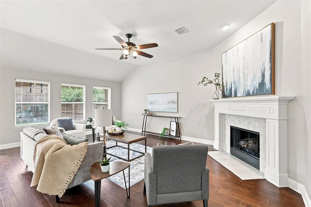 1220 Cedar Lake Drive