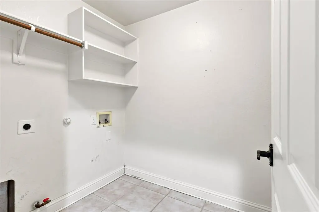 1220 Cedar Lake Drive