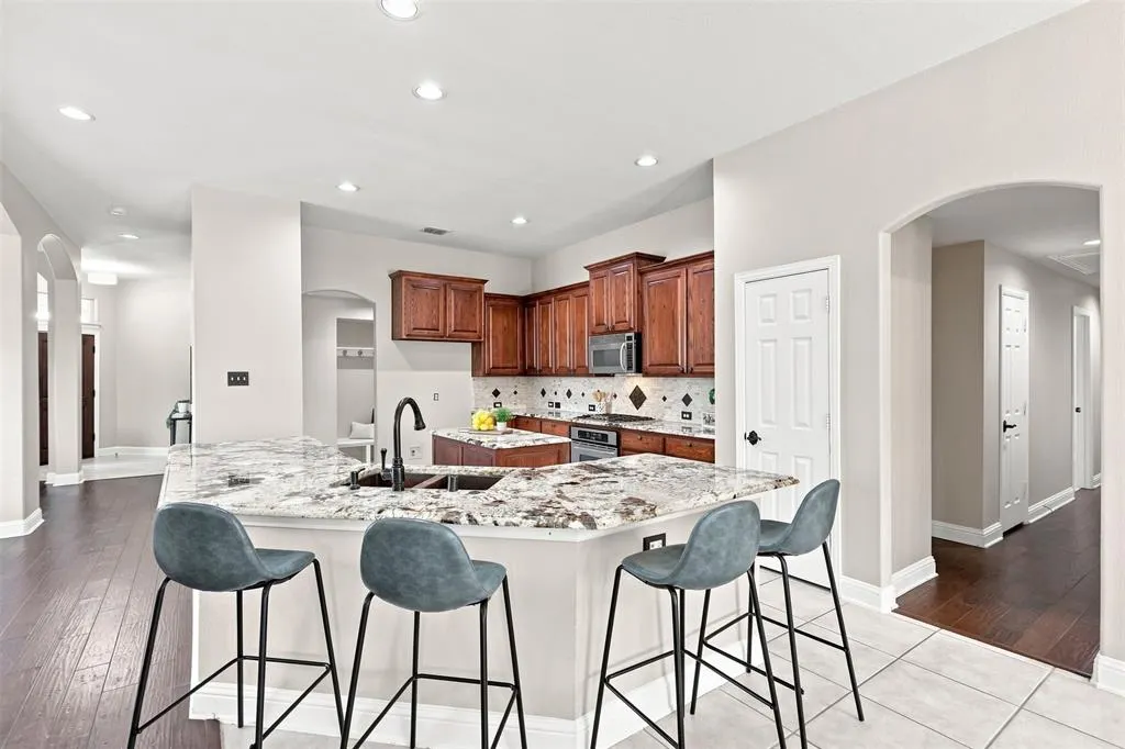1220 Cedar Lake Drive