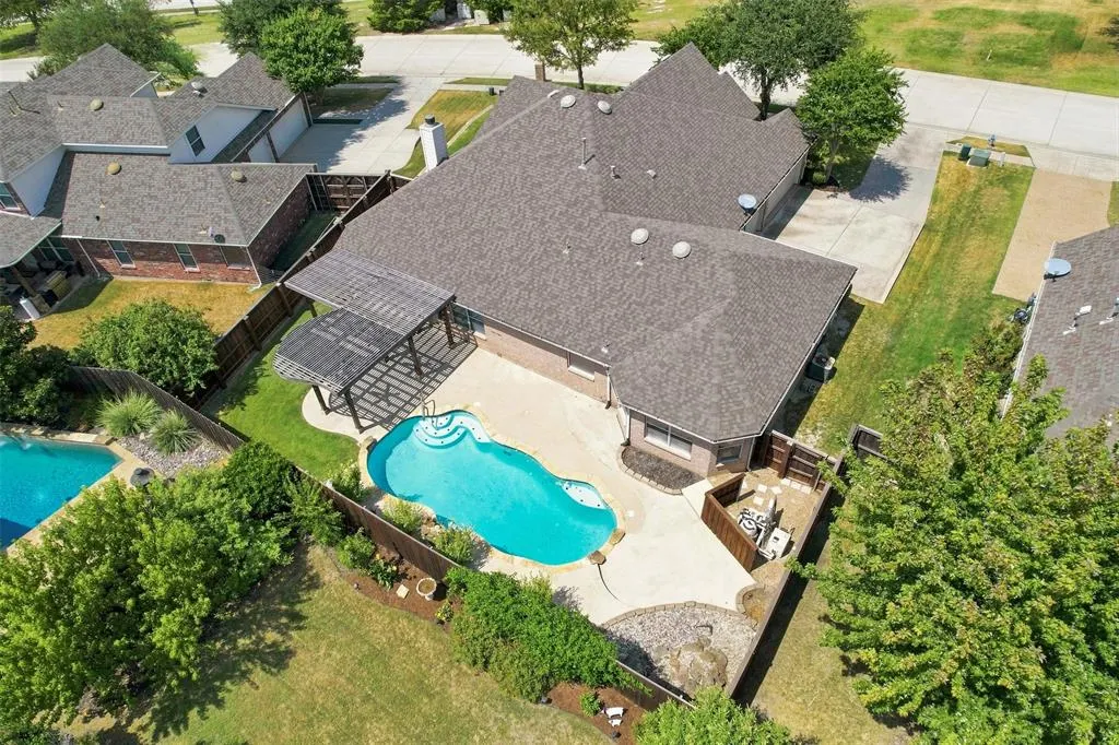 1220 Cedar Lake Drive