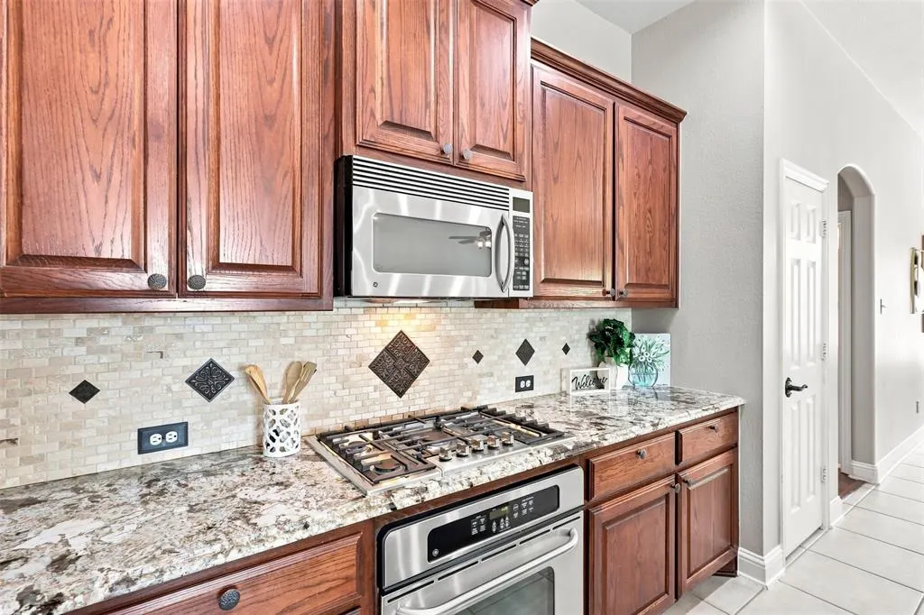 1220 Cedar Lake Drive