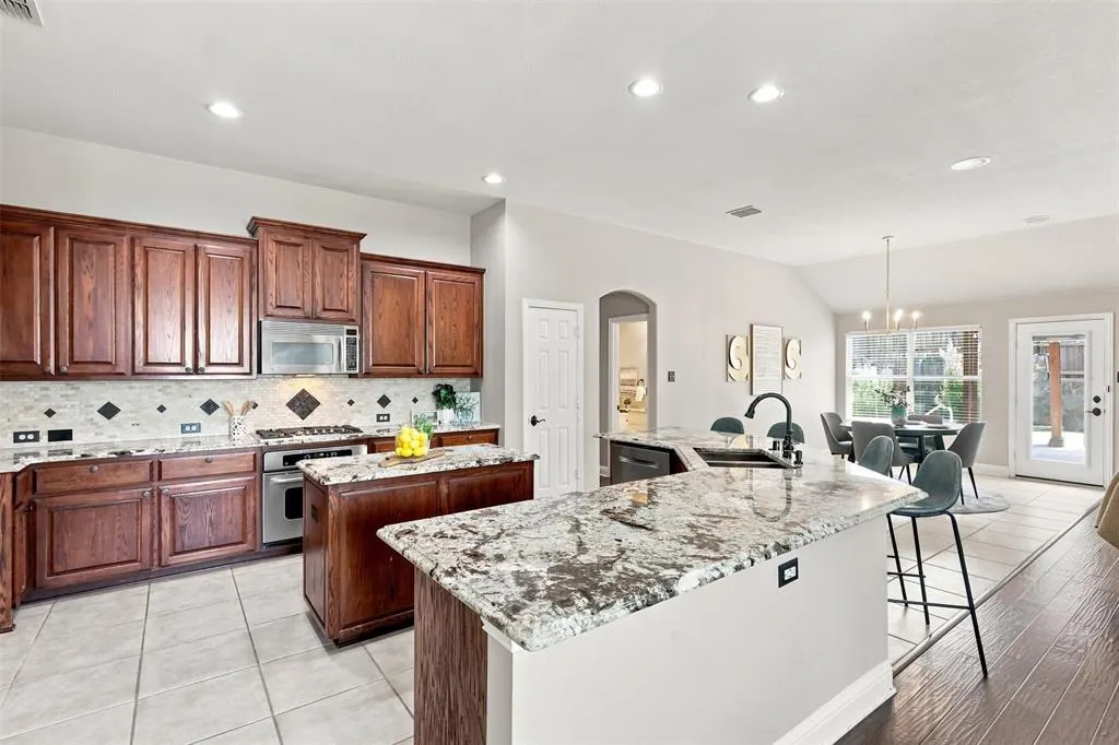 1220 Cedar Lake Drive