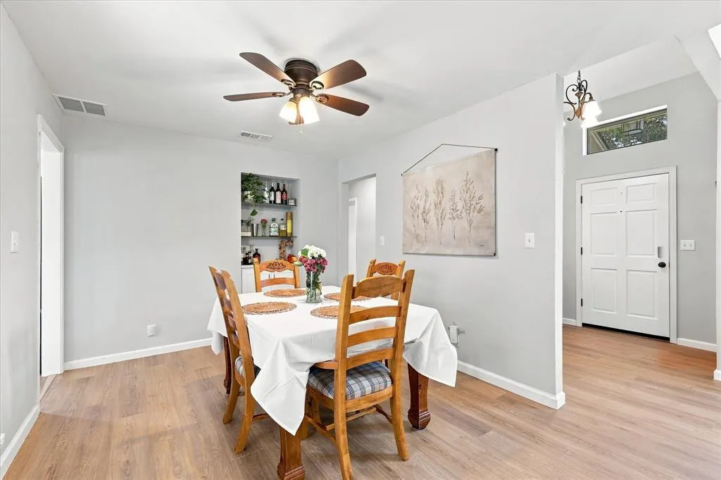 924 Thoreau Lane