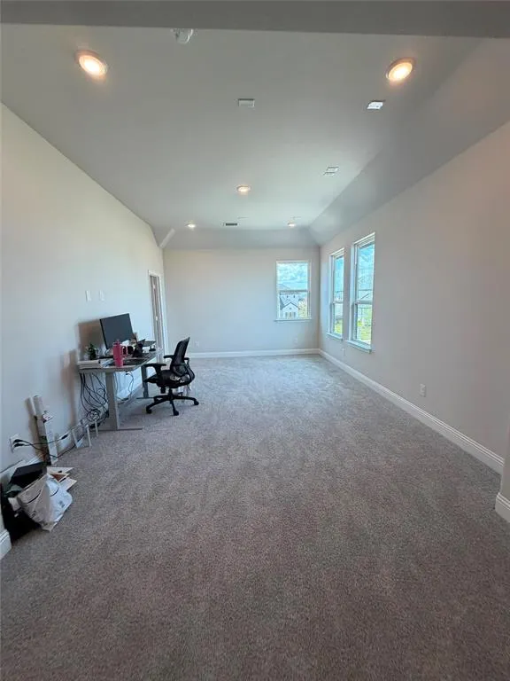 1560 Fairmont Drive