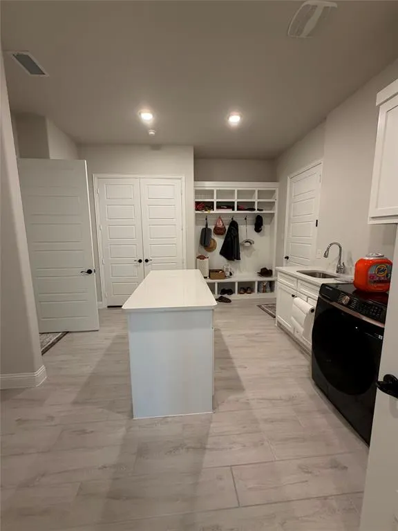 1560 Fairmont Drive