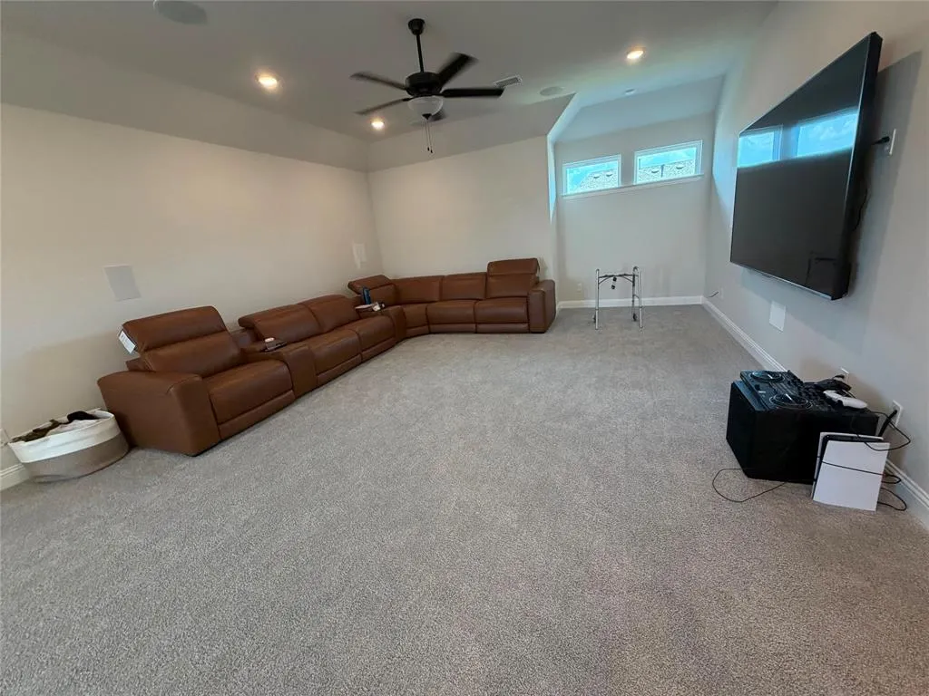 1560 Fairmont Drive