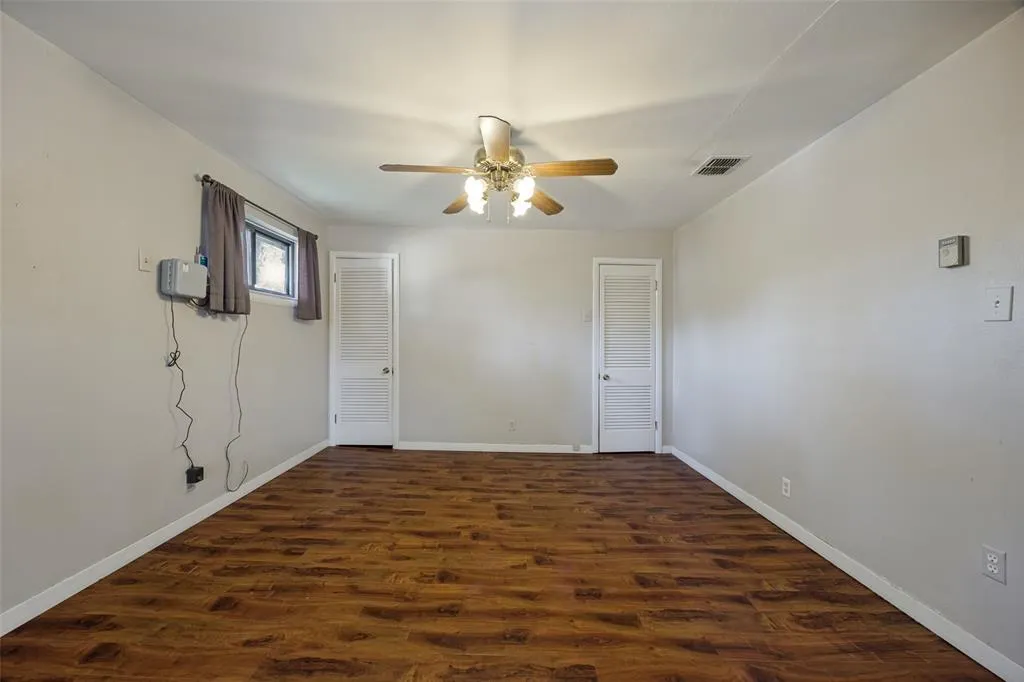 813 Brookhurst Drive