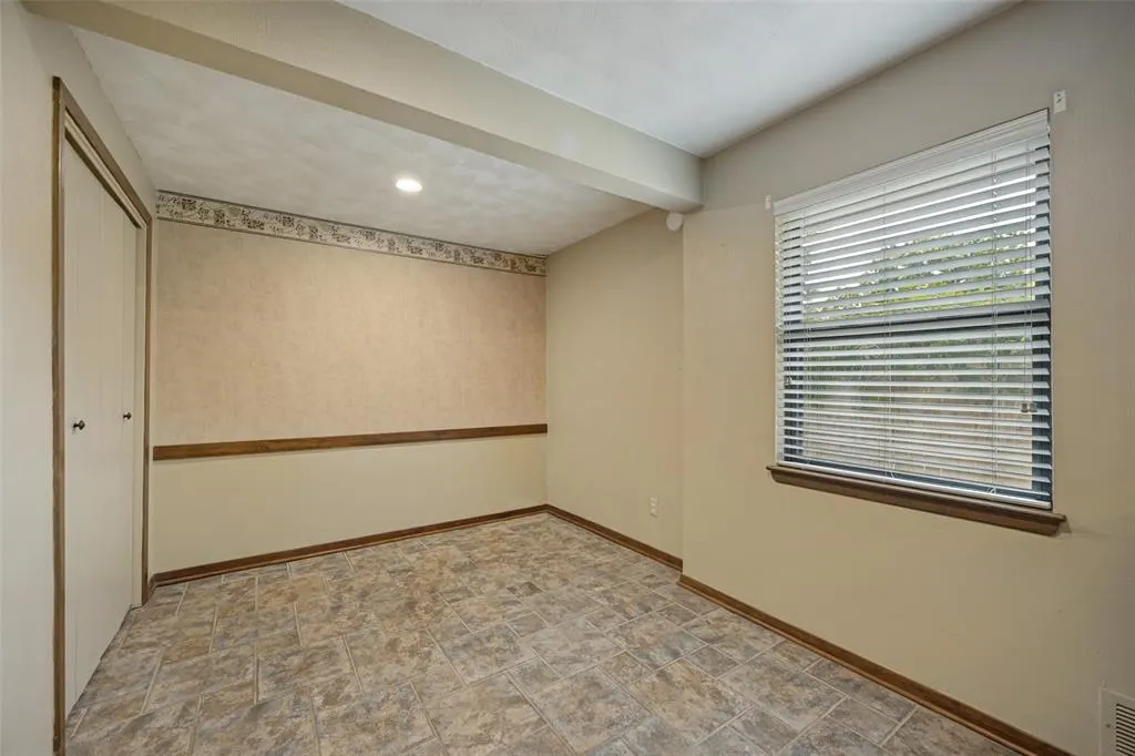 813 Brookhurst Drive