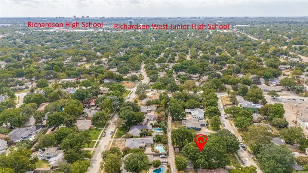 813 Brookhurst Drive