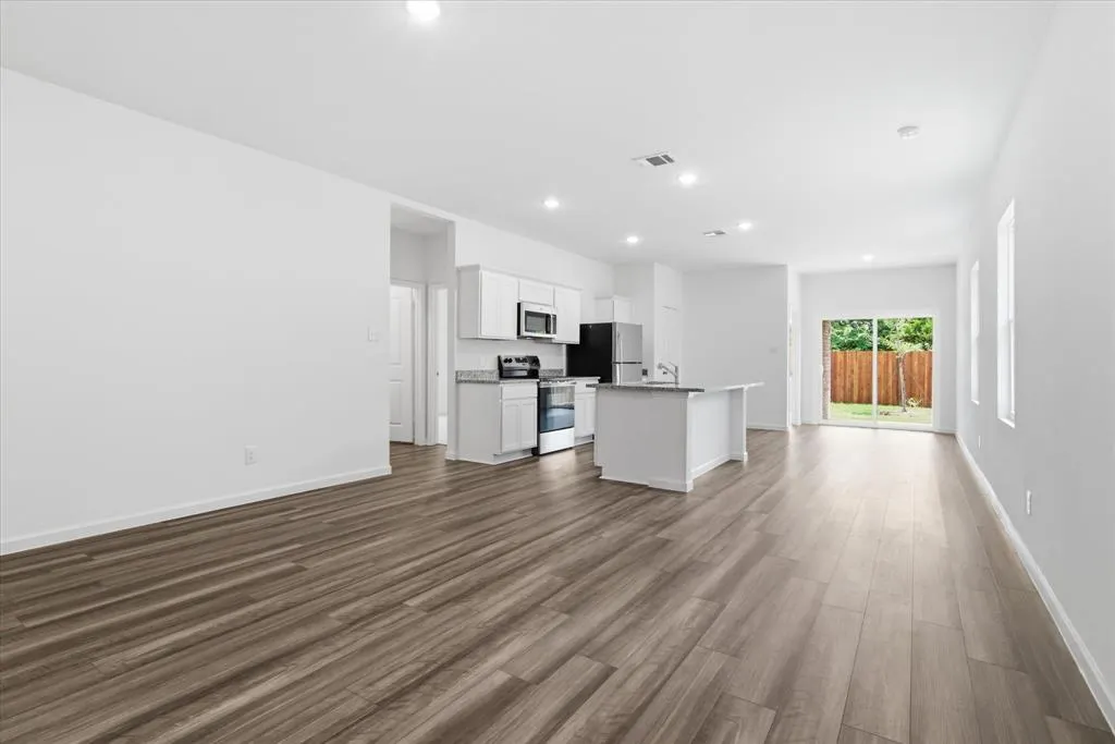2120 Prairie Lane
