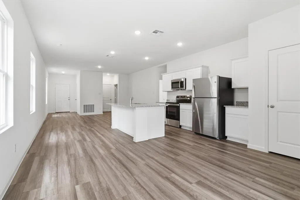 2120 Prairie Lane
