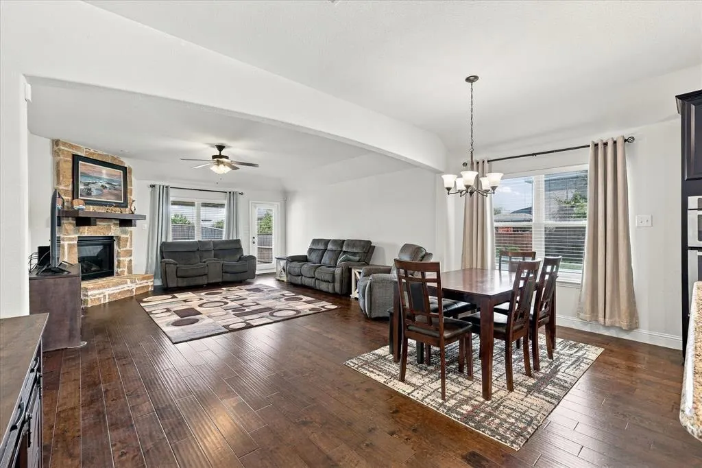 1733 Ridge Creek Lane