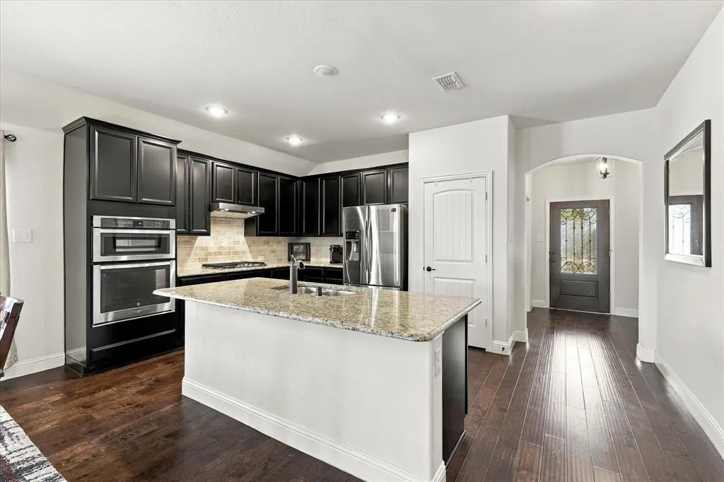 1733 Ridge Creek Lane