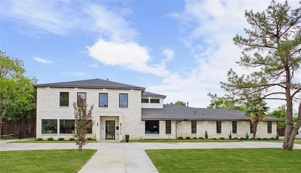 3919 Goodfellow Drive