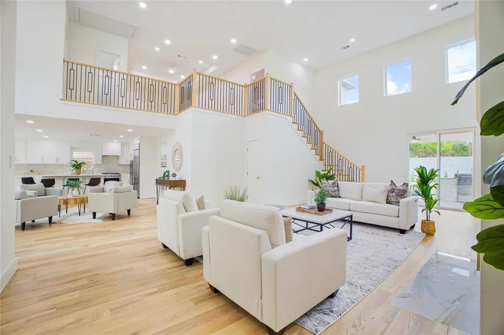 3919 Goodfellow Drive
