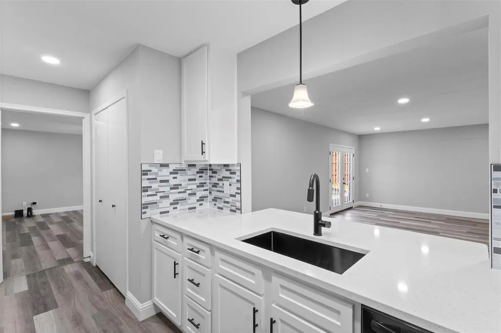1917 Provincetown Lane