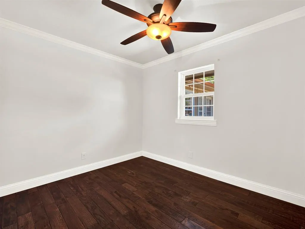 1405 Williamsburg Drive