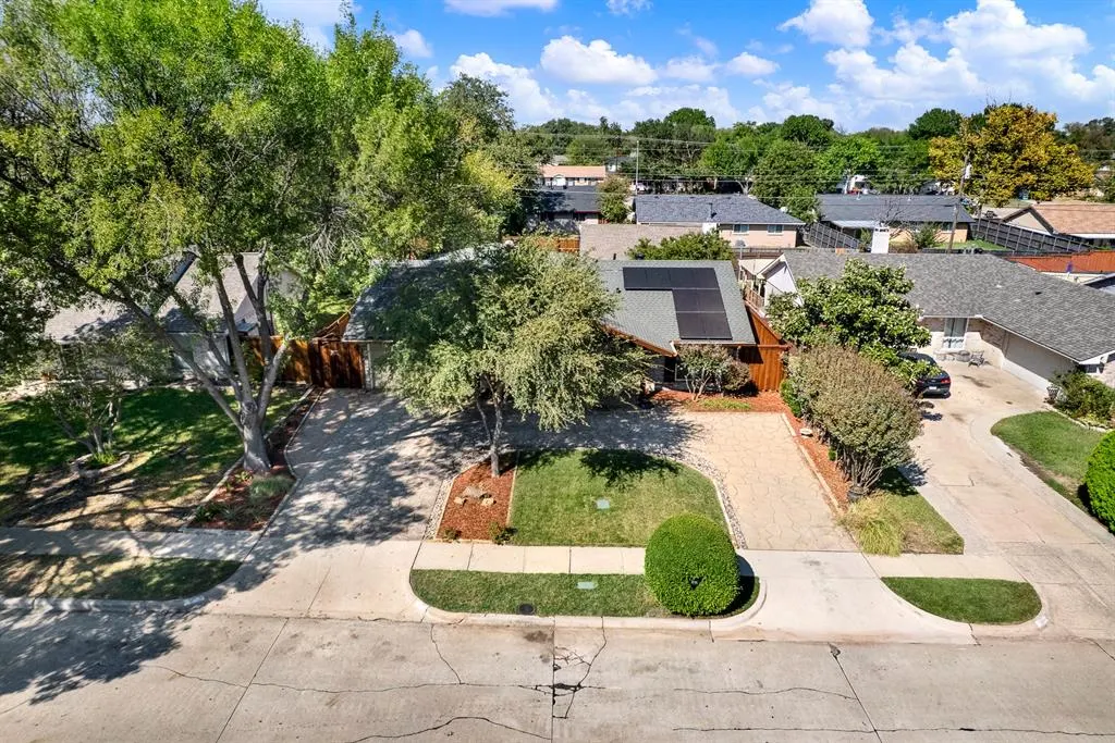 1405 Williamsburg Drive