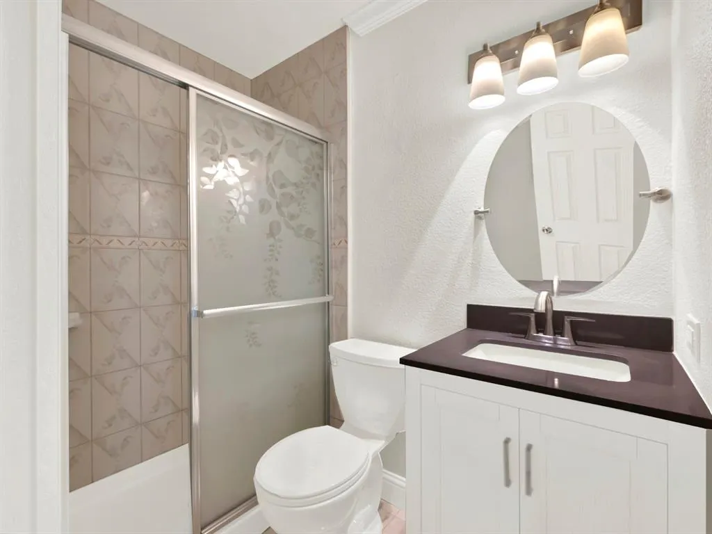 1405 Williamsburg Drive