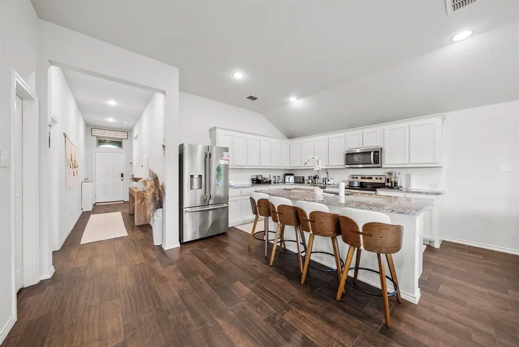 3806 Dogwood Road
