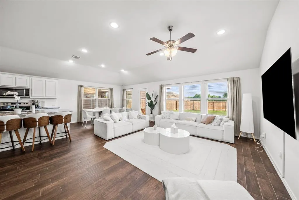 3806 Dogwood Road