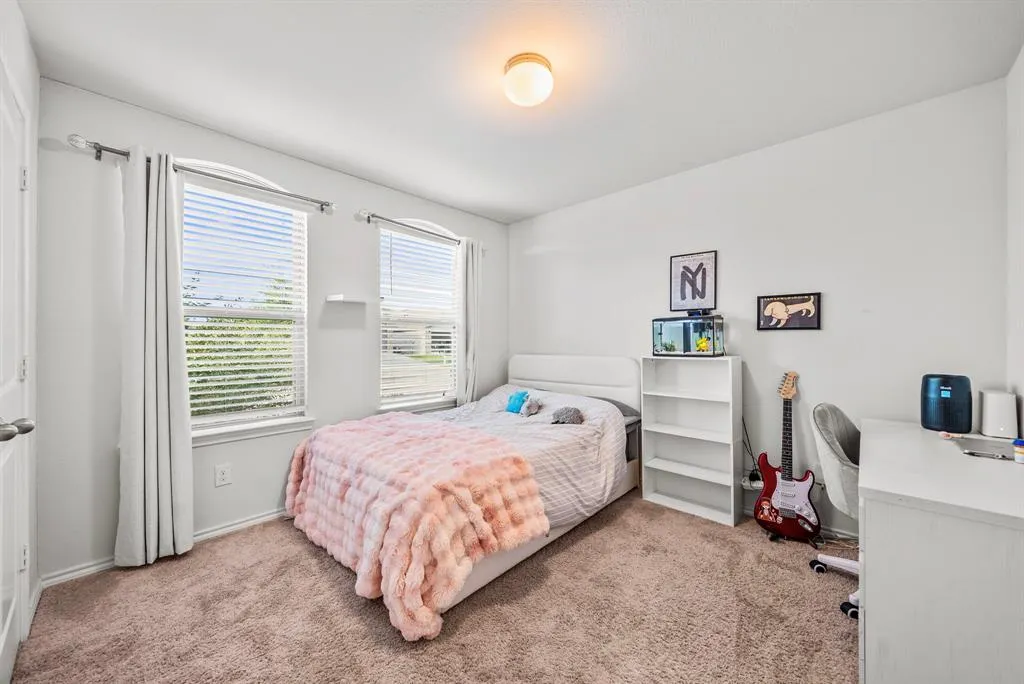 3806 Dogwood Road