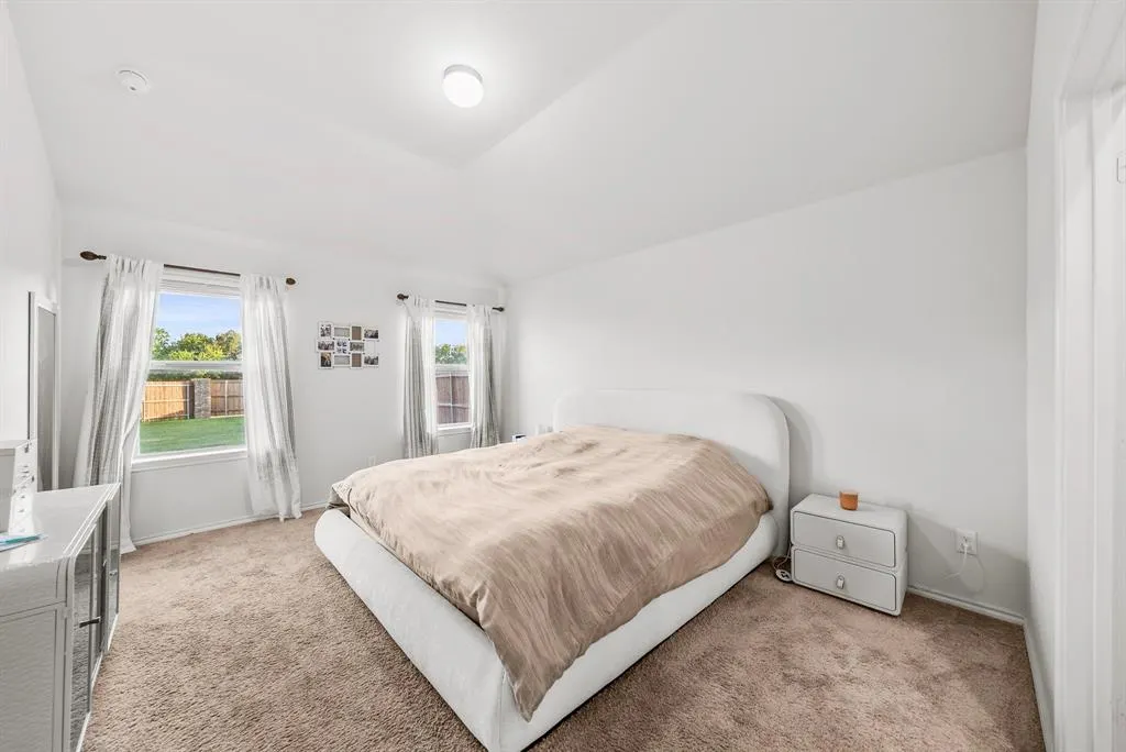 3806 Dogwood Road