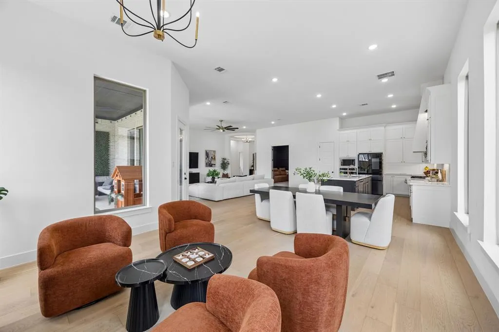 3140 Barclay Lane