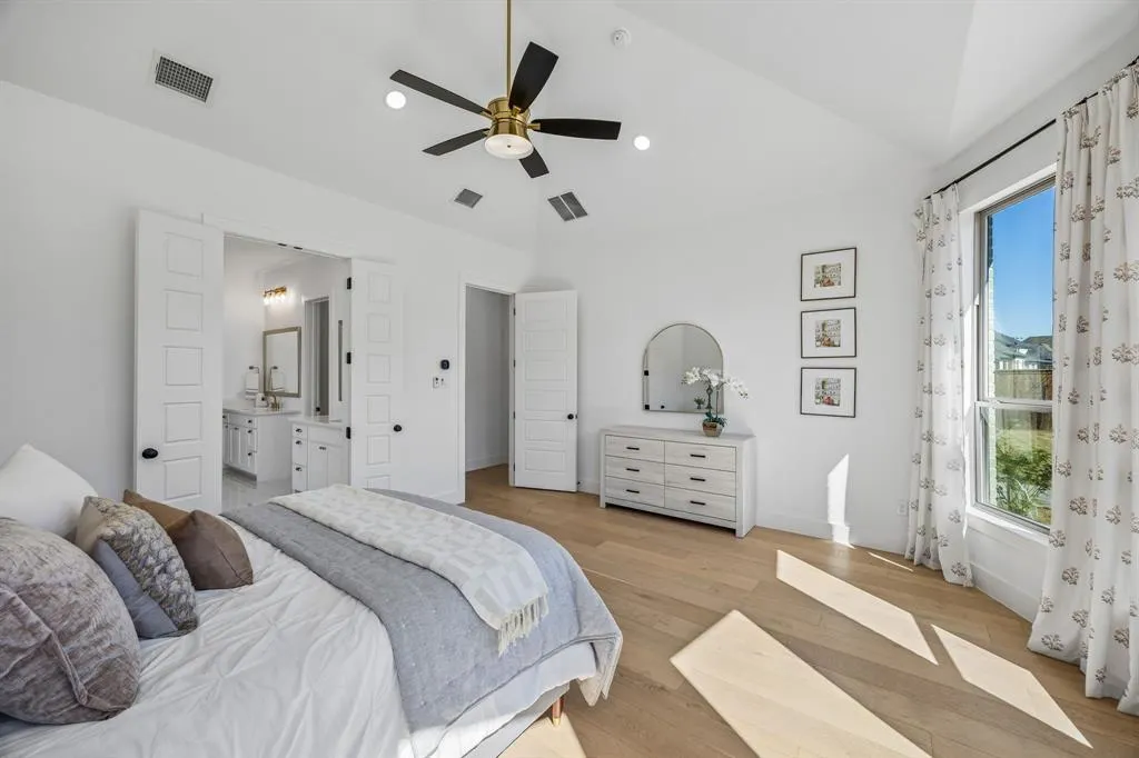 3140 Barclay Lane