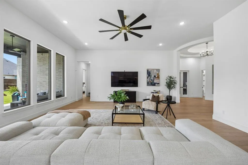3140 Barclay Lane