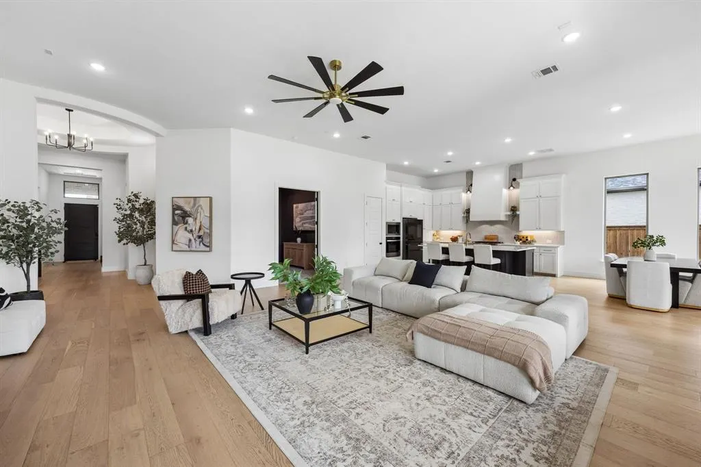 3140 Barclay Lane