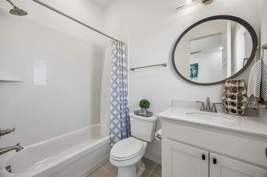3140 Barclay Lane