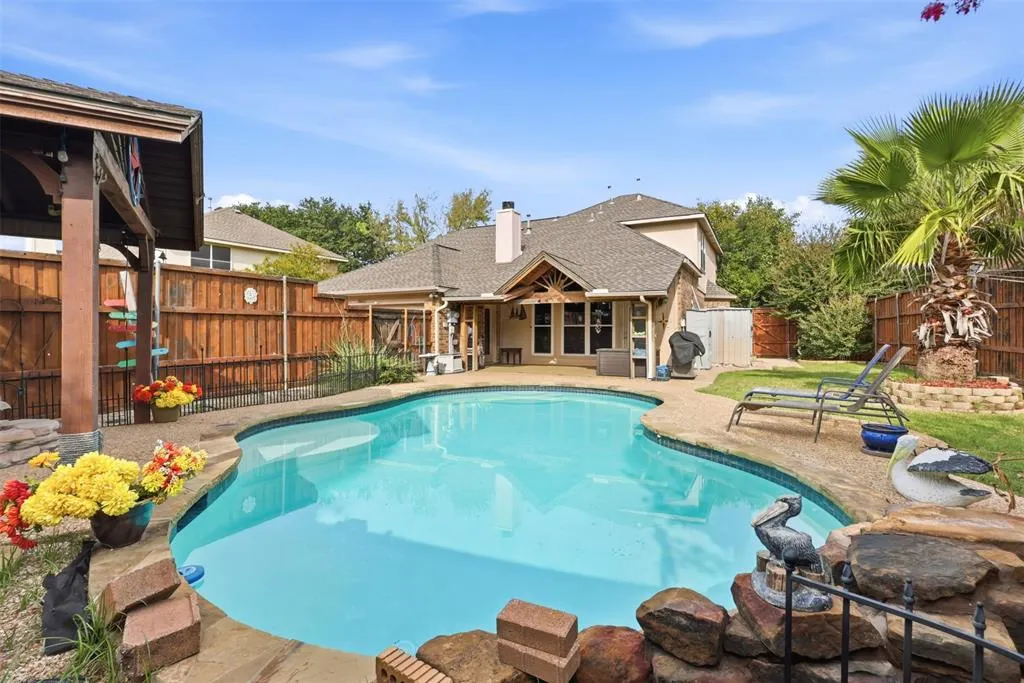7605 Brookview Drive